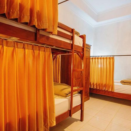 Kamasanti Hostel Toyapakeh Екстер'єр фото
