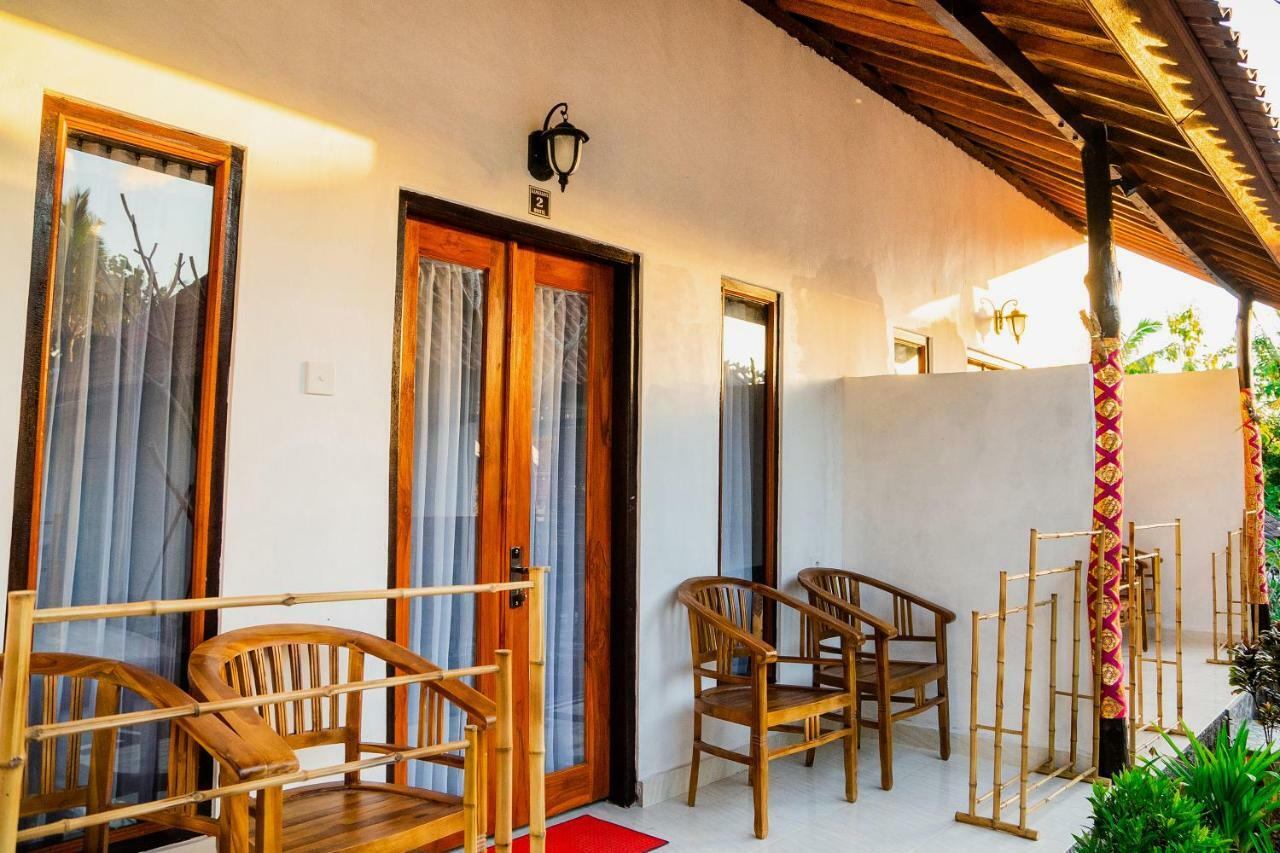 Kamasanti Hostel Toyapakeh Екстер'єр фото